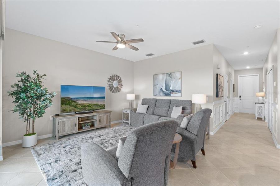 Furnished interior view inside a new home in , Punta Gorda (Image 19).