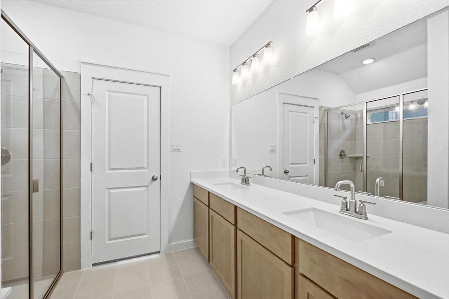 Furnished interior view inside a new home in Carillon, Manor (Image 8).