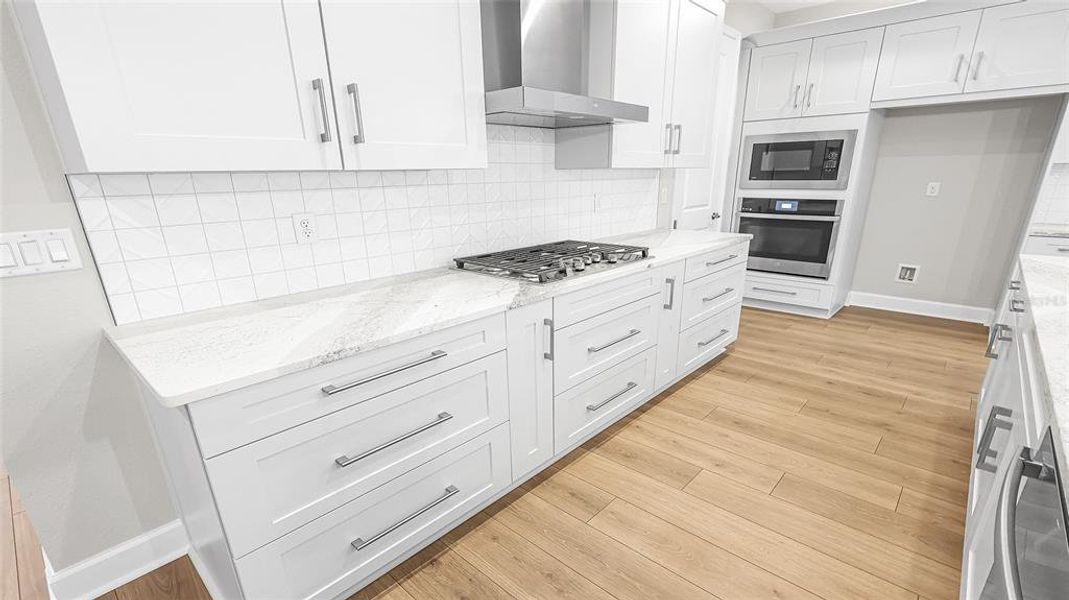 Furnished interior view inside a new home in Cresswind at Lake Harris, Tavares (Image 12).