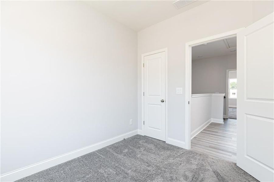 Spacious, unfurnished interior of a new home in , Lawrenceville (Image 30).