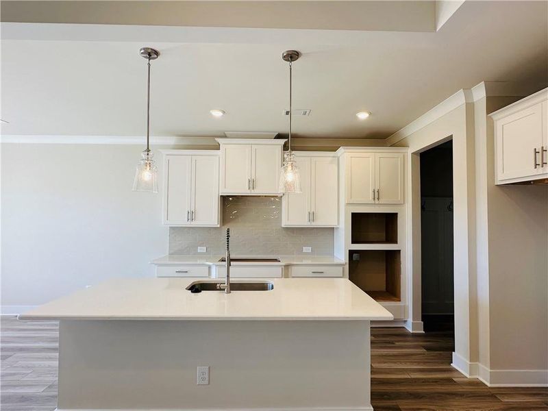 Furnished interior view inside a new home in Summerlin, Winder (Image 6).