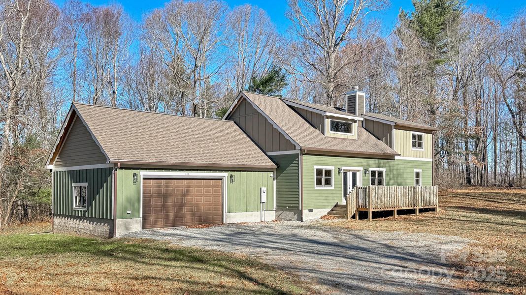 Exterior details and patio area of a home in , Laurel Springs (Image 3).