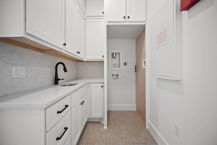 Furnished interior view inside a new home in Milky Way at River Place, Austin (Image 8). Furnished interior view inside a new home in Milky Way at River Place, Austin (Image 8).