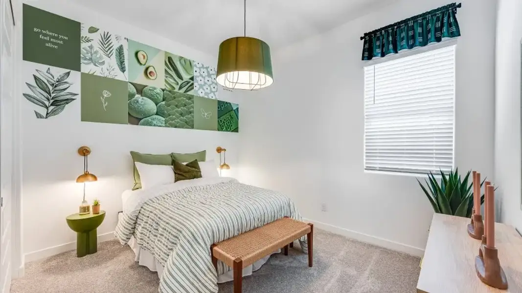 Aurora Bedroom 3