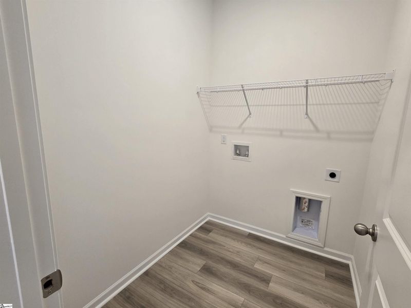 Spacious, unfurnished interior of a new home in Halton Oaks, Spartanburg (Image 17).