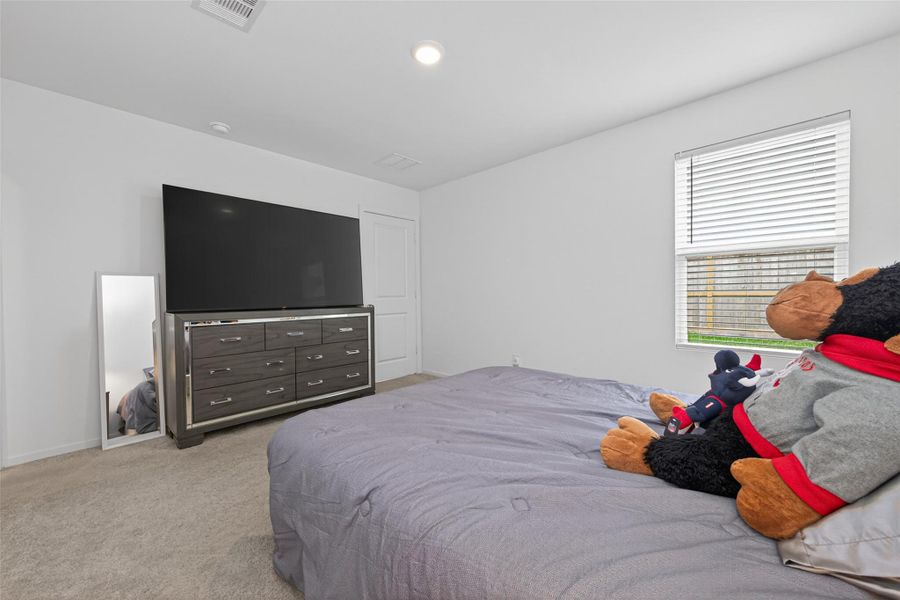 Furnished interior view inside a new home in Indian Springs, Crosby (Image 33).