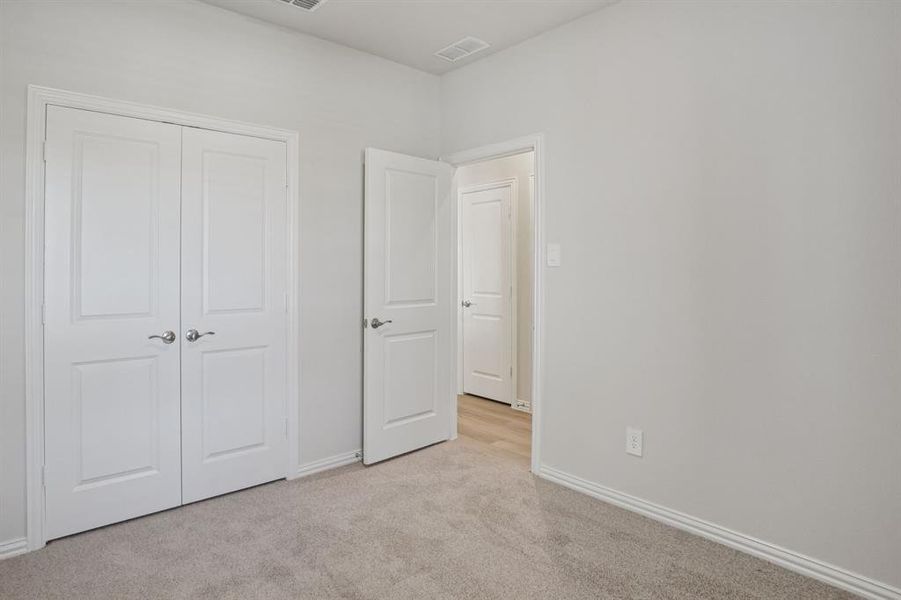 Photo is not of the actual home, but is an inspirational photo of builder’s model home and may depict options, furnishings, and/or decorator features that are not included.