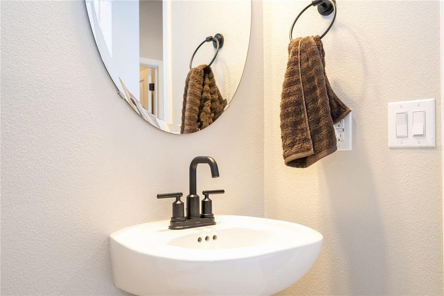 Close-up of interior finishes inside a home in Eden at Crossprairie, St. Cloud (Image 20).