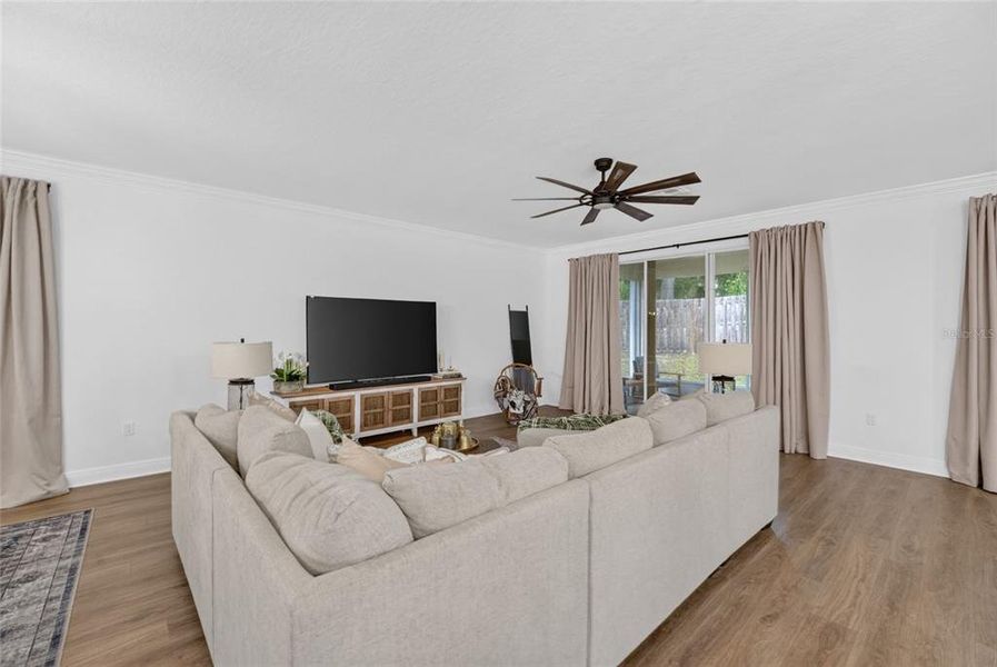 Furnished interior view inside a new home in , Alachua (Image 5).