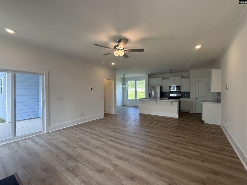Spacious, unfurnished interior of a new home in Cottages at Roofs Pond, West Columbia (Image 14).