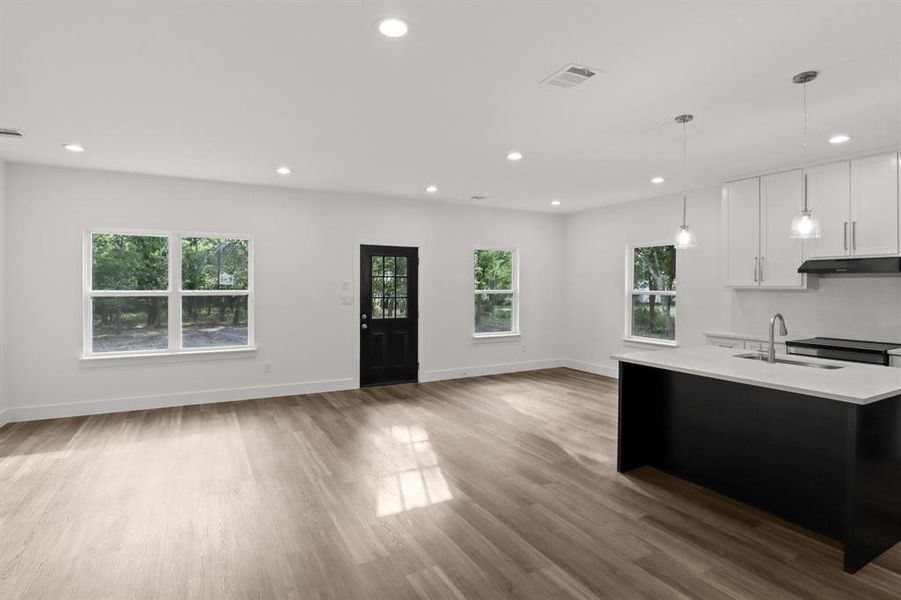 Spacious, unfurnished interior of a new home in , Purdon (Image 21).