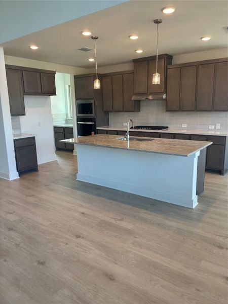 Light & Bright Open Concept Kitchen Light & Bright Open Concept Kitchen