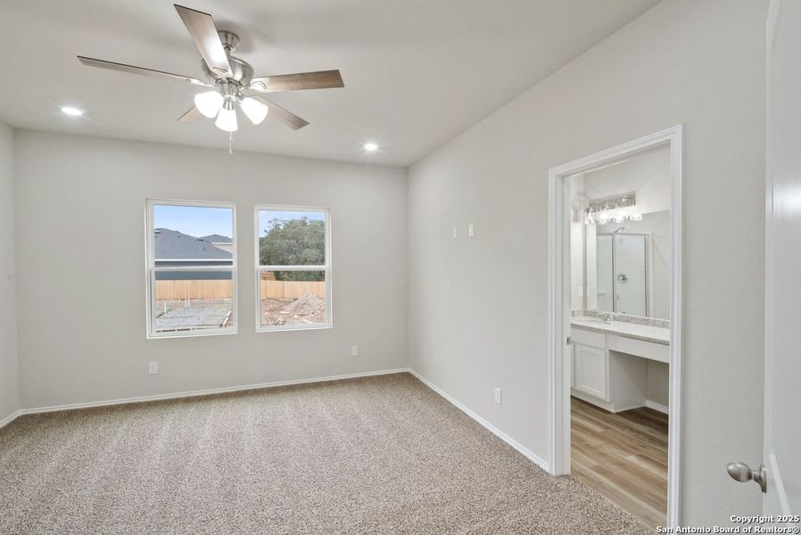 Spacious, unfurnished interior of a new home in , San Antonio (Image 8).