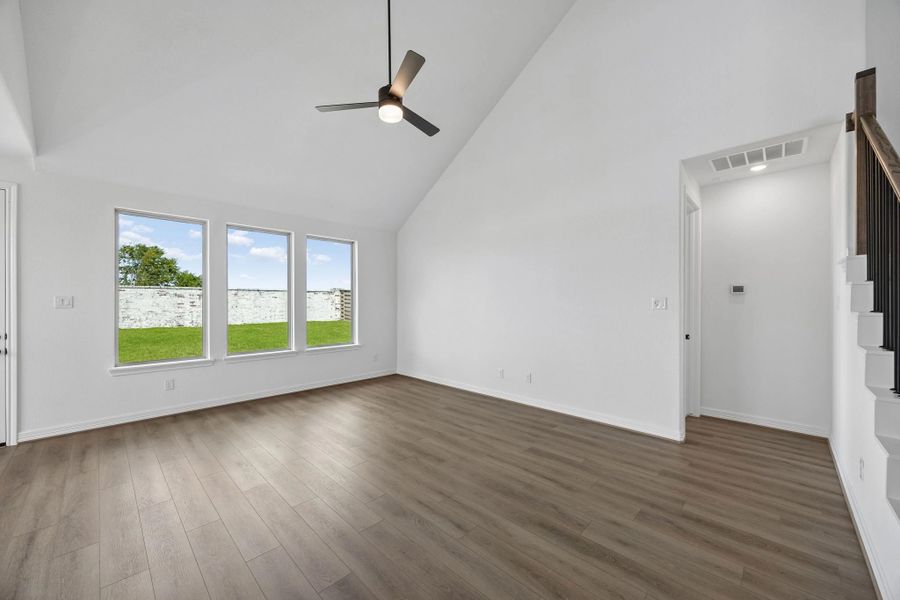 Spacious, unfurnished interior of a new home in Austin Point, Richmond (Image 11).
