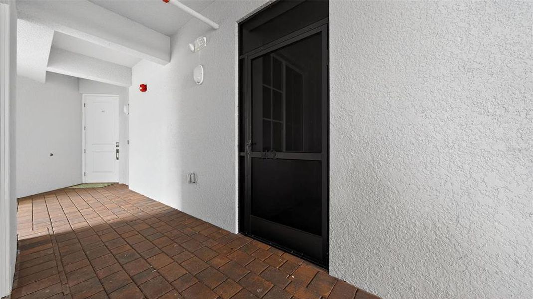 Spacious, unfurnished interior of a new home in , Punta Gorda (Image 20).