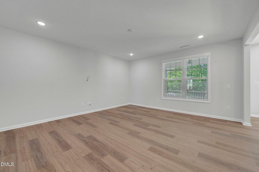 Homesite374-012