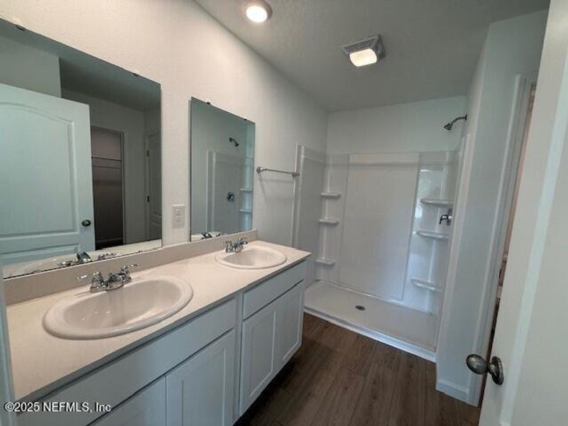 Furnished interior view inside a new home in Grand Reserve, Bunnell (Image 28). Furnished interior view inside a new home in Grand Reserve, Bunnell (Image 28).