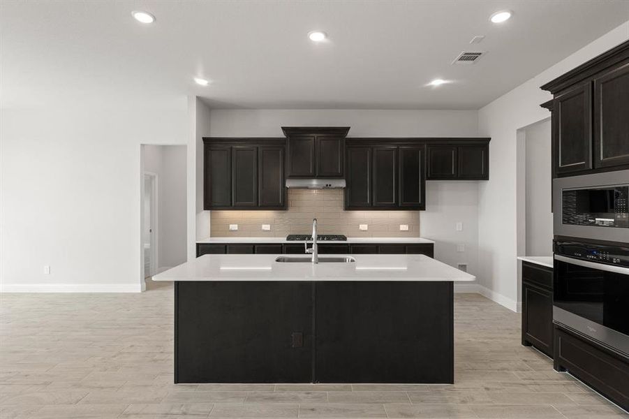 1121 Nighthawk-Kitchen-1