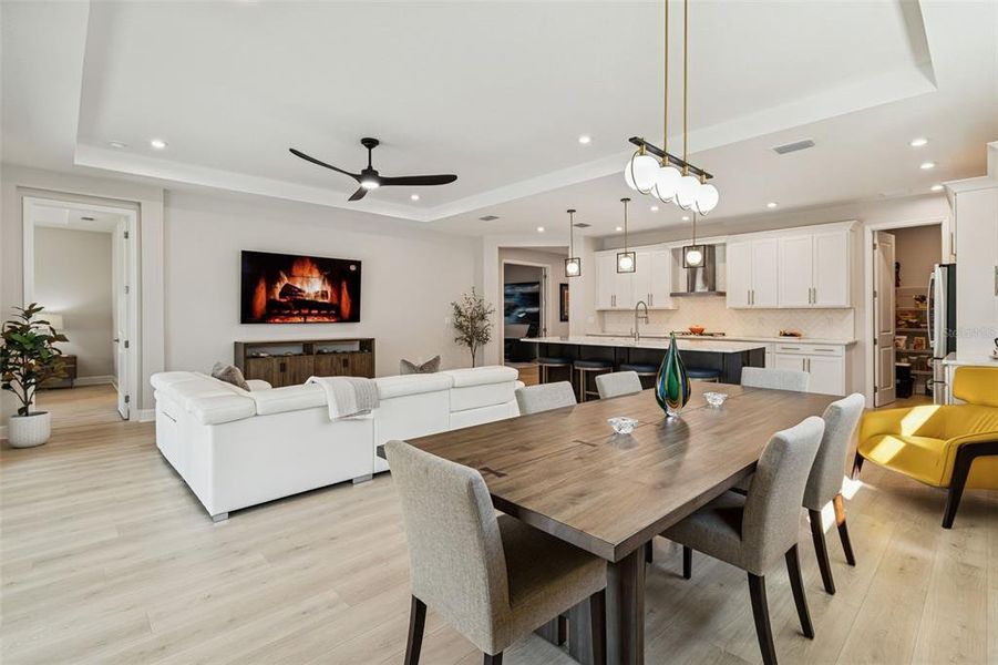 Furnished interior view inside a new home in , Tavares (Image 7).