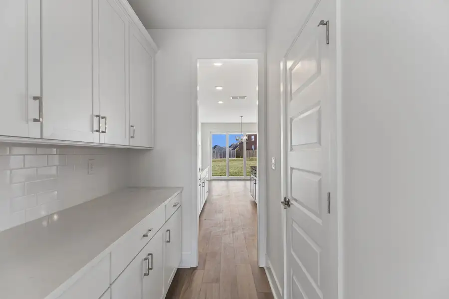 Furnished interior view inside a new home in Glenview Farms, Murfreesboro (Image 5).