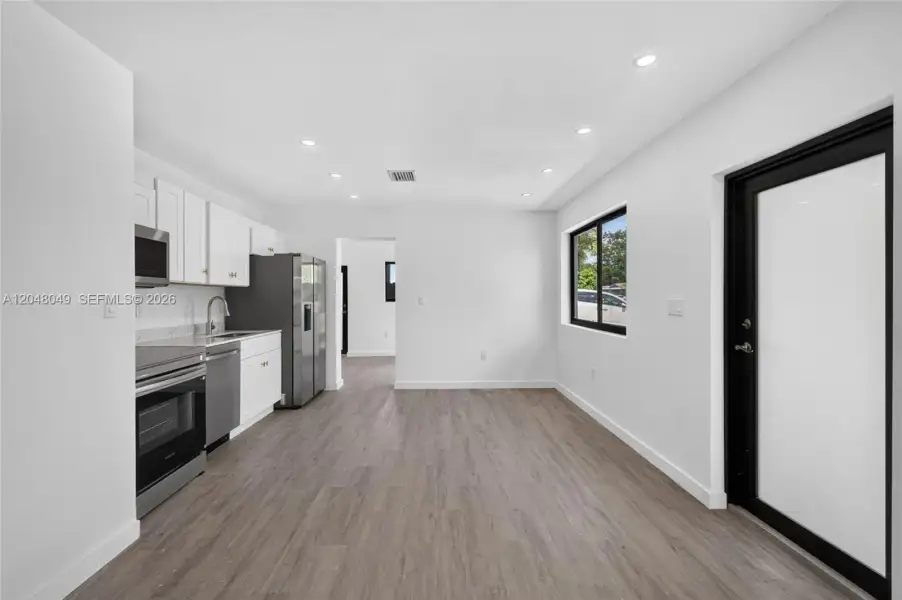 Image 23 of a home in .