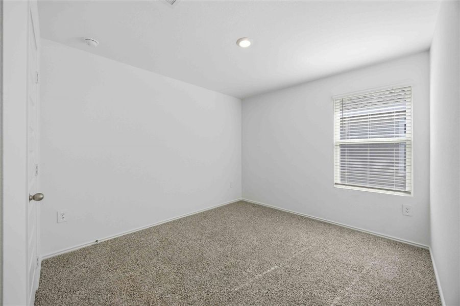 Spacious, unfurnished interior of a new home in Legacy Village, Houston (Image 28).