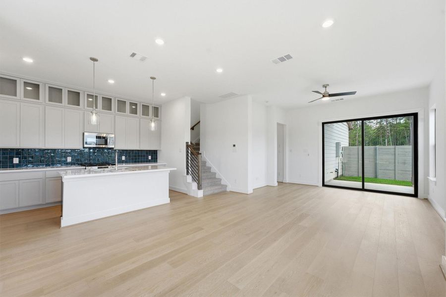 Spacious, unfurnished interior of a new home in Two Step Farm, Montgomery (Image 11). Spacious, unfurnished interior of a new home in Two Step Farm, Montgomery (Image 11).