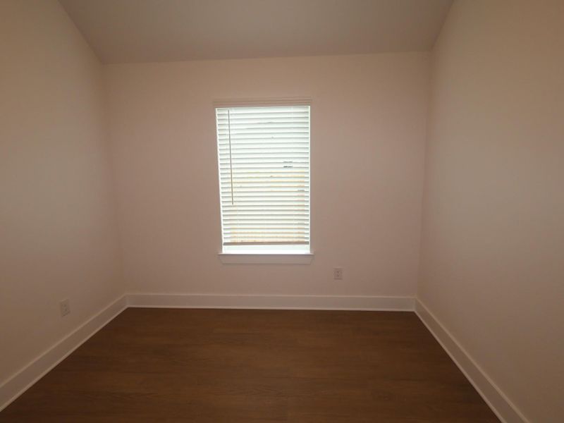 Spacious, unfurnished interior of a new home in Hallimore Ranch, Rosenberg (Image 19). Spacious, unfurnished interior of a new home in Hallimore Ranch, Rosenberg (Image 19).