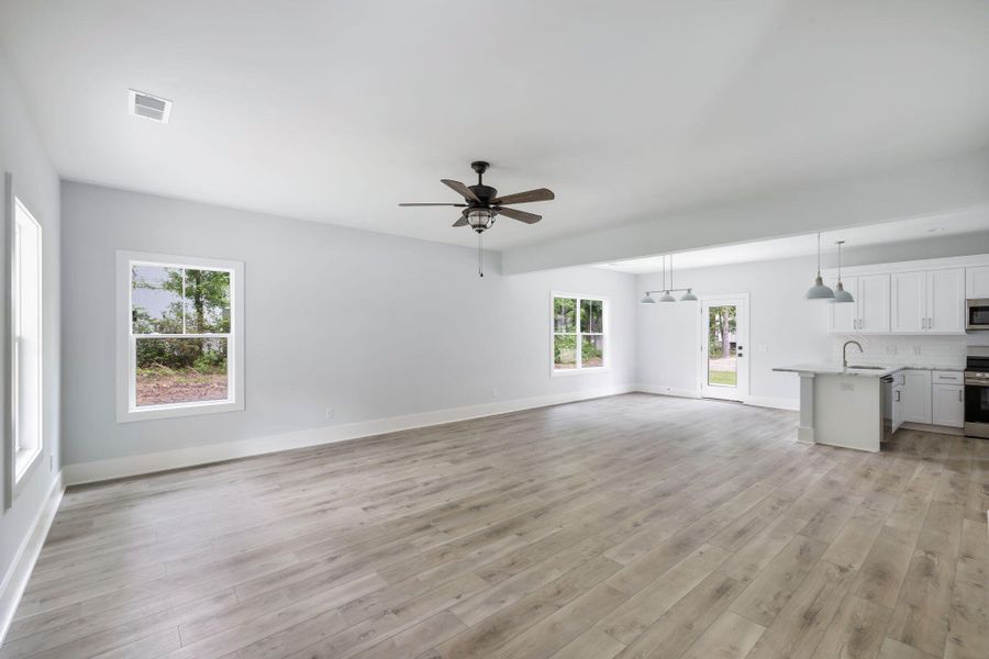 Spacious, unfurnished interior of a new home in , Johns Island (Image 28).