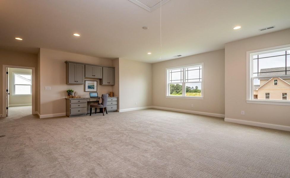 Representative unfurnished interior of a home built from the Berkeley by Greybrook Homes in Harbor Watch, Statesville (Image 30).