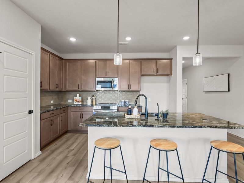 Furnished interior view inside a new home in Hannah Heights, Seguin (Image 11).