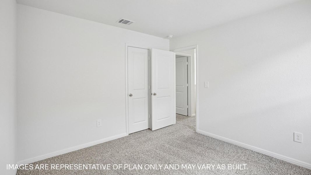 Representative unfurnished interior of a home built from the The Hanna by D.R. Horton in Bar W Ranch, Leander (Image 33).