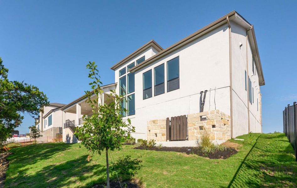 Image 36 of a home in .