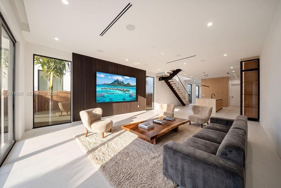 Furnished interior view inside a new home in , Fort Lauderdale (Image 40).