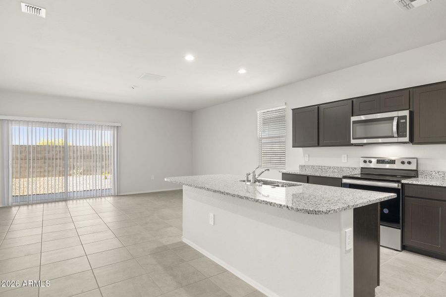 23-web-or-mls-25414-n-186th-ln-lot-1093 23-web-or-mls-25414-n-186th-ln-lot-1093