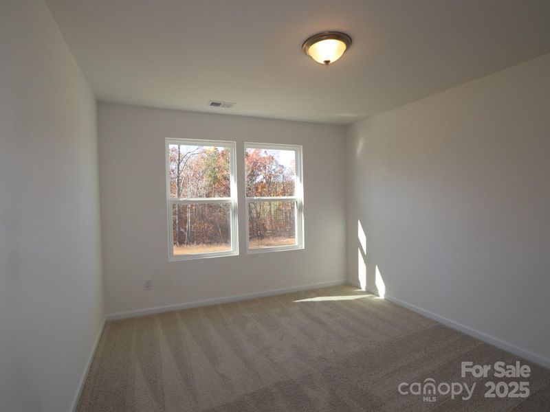 Secondary bedroom Secondary bedroom