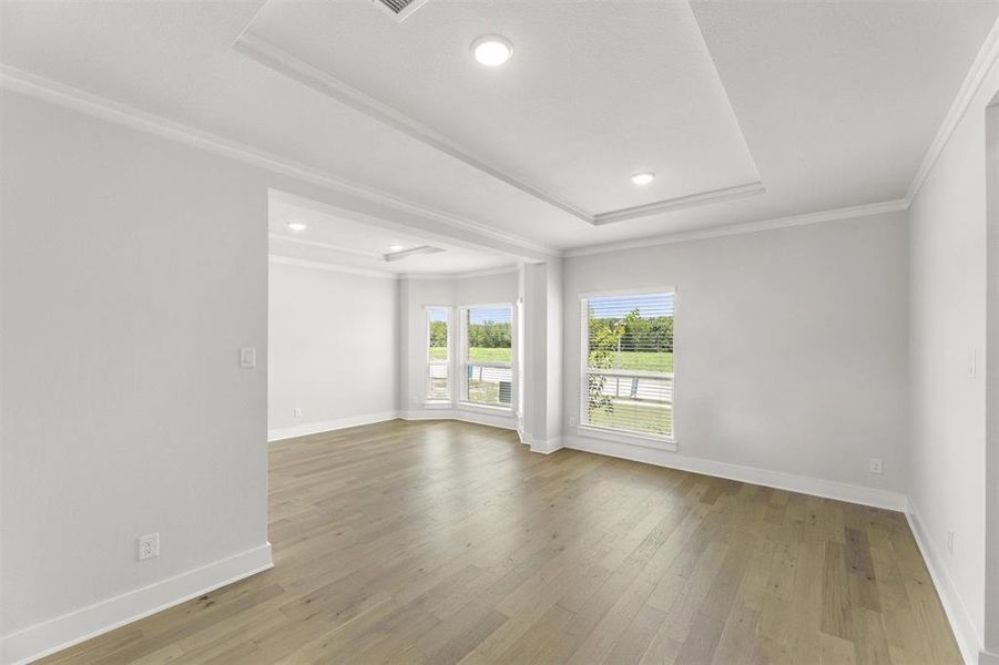 Spacious, unfurnished interior of a new home in Solterra, Mesquite (Image 27). Spacious, unfurnished interior of a new home in Solterra, Mesquite (Image 27).