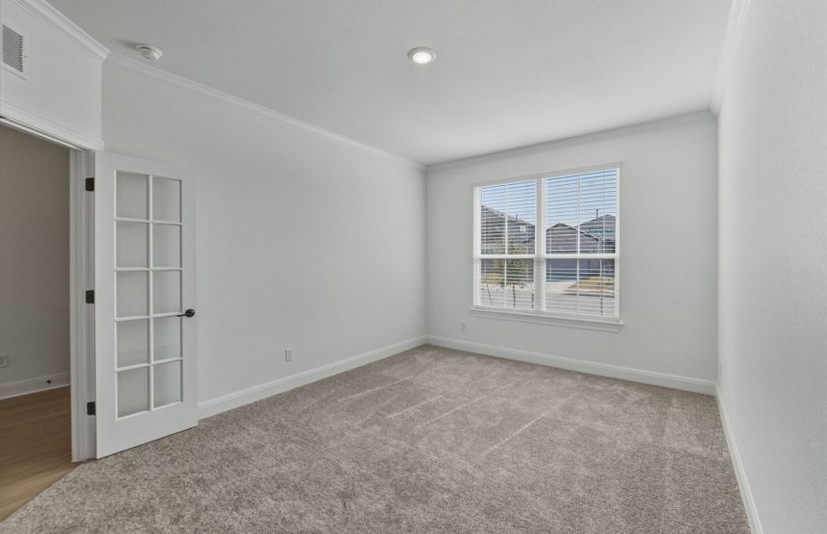 Spacious, unfurnished interior of a new home in Lagos, Manor (Image 31).