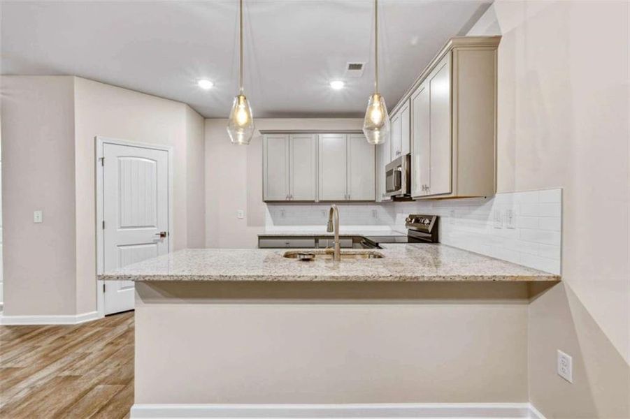 Furnished interior view inside a new home in Parkway James, Snellville (Image 3). Furnished interior view inside a new home in Parkway James, Snellville (Image 3).