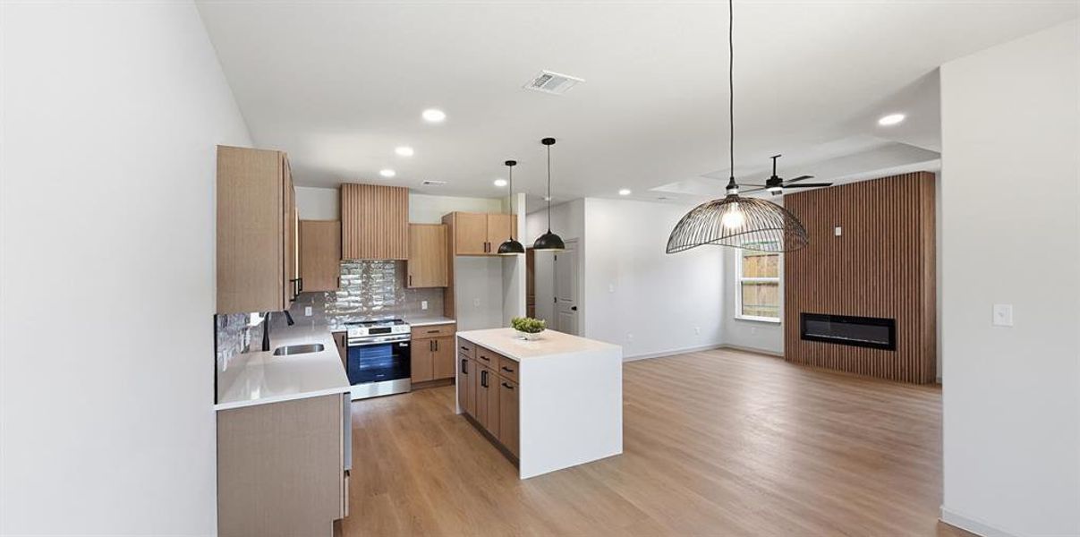 Furnished interior view inside a new home in , Granbury (Image 14).