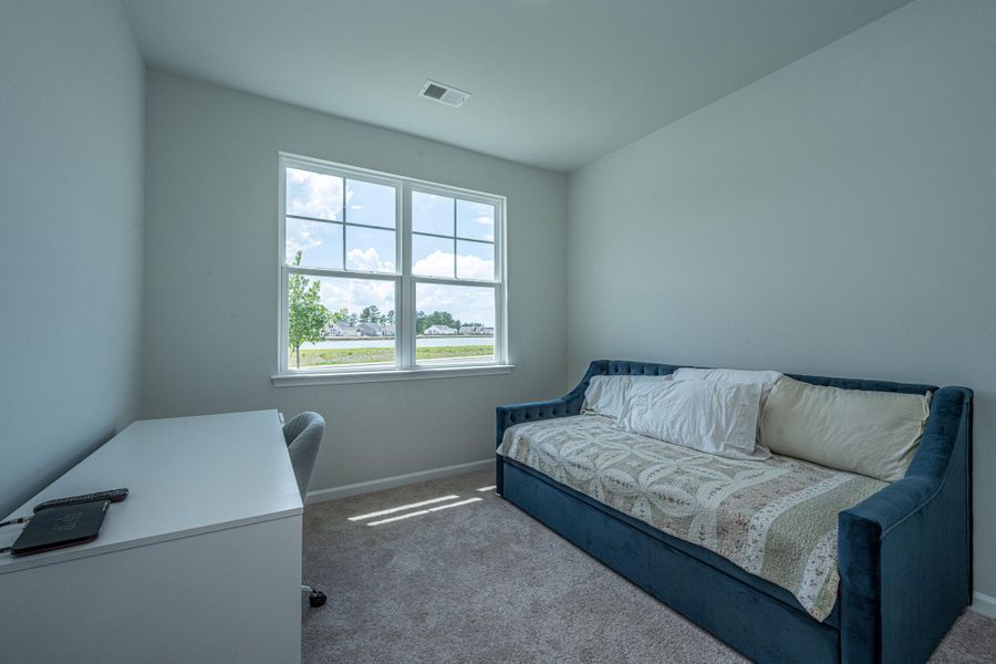 Furnished interior view inside a new home in French Quarter Creek, Huger (Image 28).