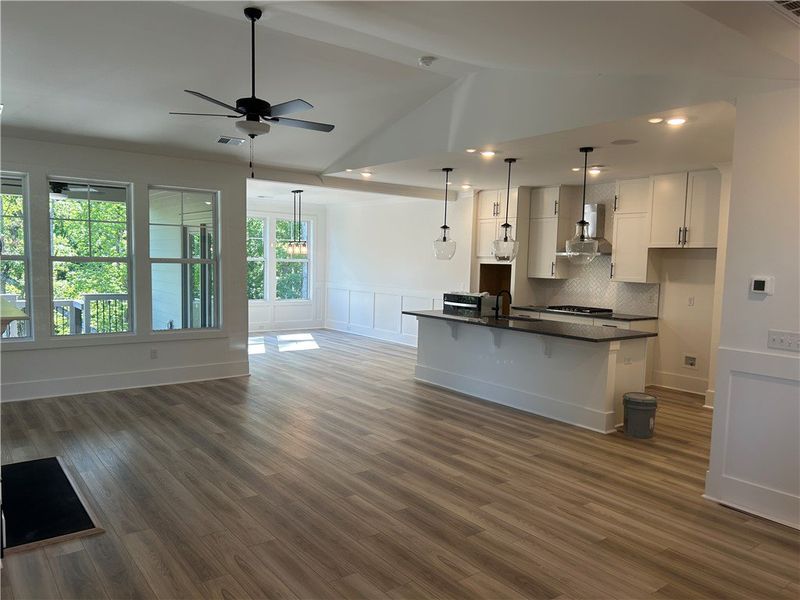 This expansive open concept living area seamlessly This expansive open concept living area seamlessly