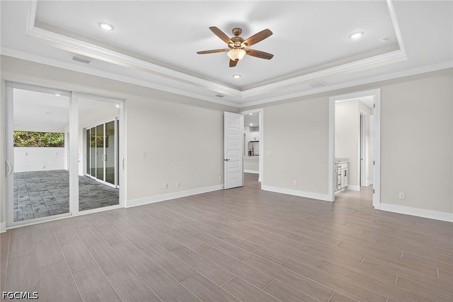 Spacious, unfurnished interior of a new home in Cape Coral, Cape Coral (Image 20). Spacious, unfurnished interior of a new home in Cape Coral, Cape Coral (Image 20).