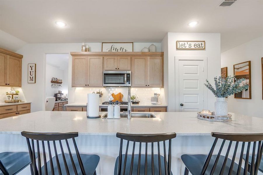Large kitchen island Large kitchen island