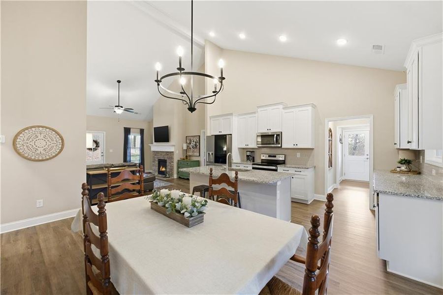 Furnished interior view inside a new home in , Waleska (Image 16).