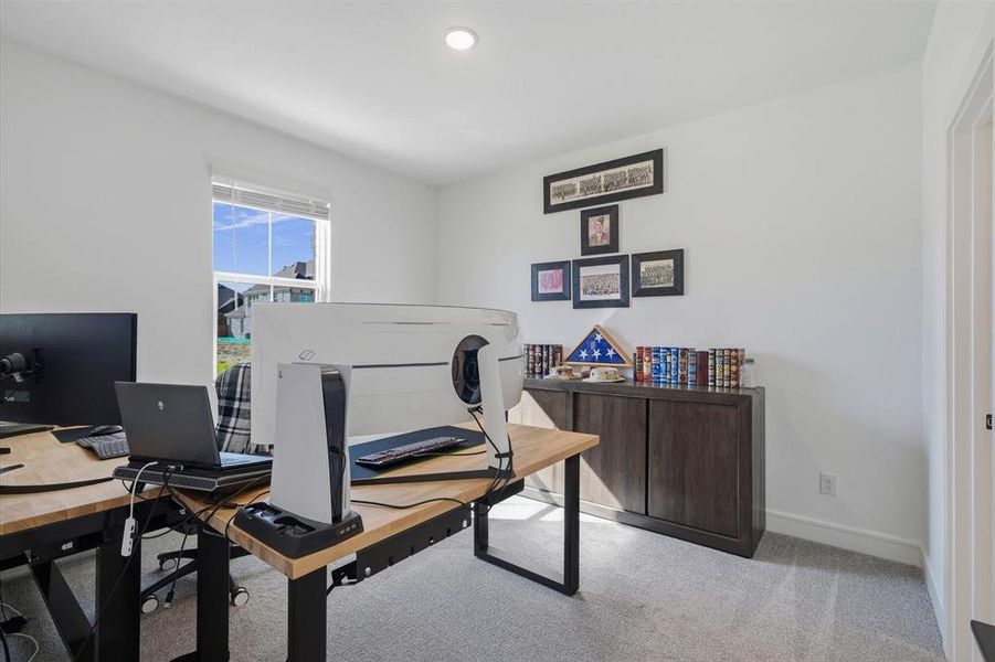 Furnished interior view inside a new home in Monterra, Fate (Image 17).