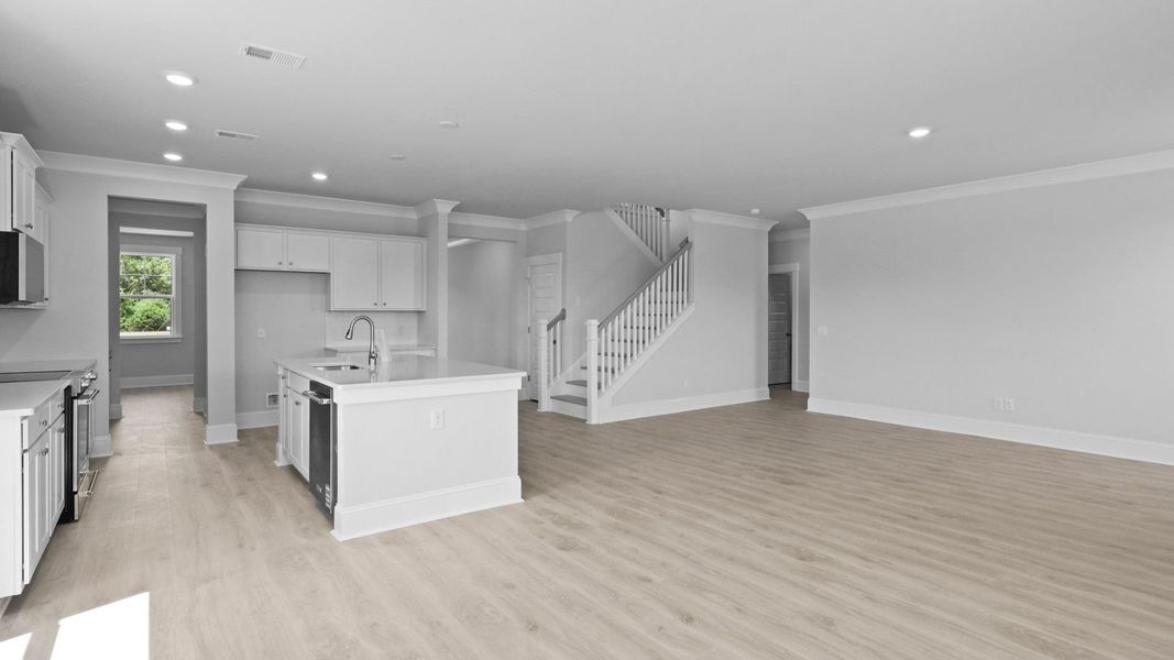 Image 43 representing the HARBOR OAK by D.R. Horton in Berkeley Bay, Ridgeville, SC. Image 43 representing the HARBOR OAK by D.R. Horton in Berkeley Bay, Ridgeville, SC.