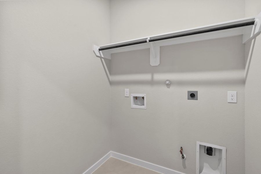Spacious, unfurnished interior of a new home in Cypress Green, Hockley (Image 27).
