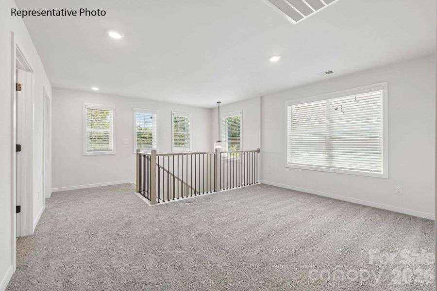 Spacious, unfurnished interior of a new home in Oak Grove Hill, Huntersville (Image 24).