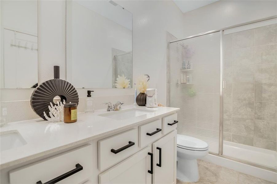 Furnished interior view inside a new home in , Kissimmee (Image 22).